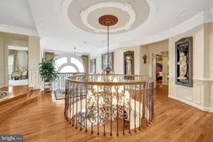11042 Heathland Dr, Oakton, VA 22124 - Photo 49