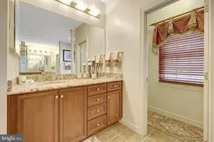11042 Heathland Dr, Oakton, VA 22124 - Photo 67