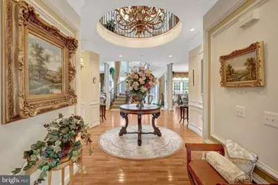 11042 Heathland Drive, Oakton, VA 22124 - Photo 15