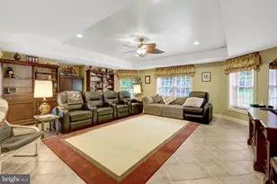 11042 Heathland Dr, Oakton, VA 22124 - Photo 89