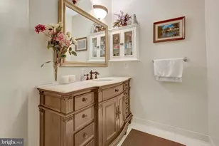 11042 Heathland Dr, Oakton, VA 22124 - Photo 103