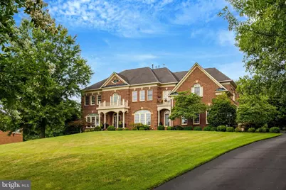 11042 Heathland Drive, Oakton, VA 22124 - Photo 1