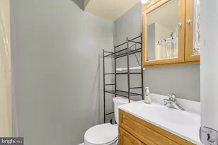 7113 Latour Ct, Alexandria, VA 22315 - Photo 15