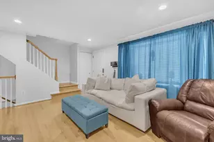 7113 Latour Ct, Alexandria, VA 22315 - Photo 5