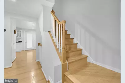 7113 Latour Court, Alexandria, VA 22315 - Photo 7