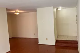 11232 Chestnut Grove Square, Reston, VA 20190 - Photo 3