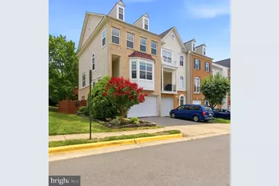 7843 Locust Leaf Lane, Alexandria, VA 22315 - Photo 3