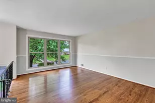 14715 Lock Dr, Centreville, VA 20120 - Photo 15