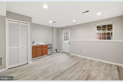 6374 Michael Robert Drive, Springfield, VA 22150 - Photo 11
