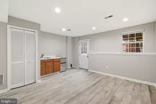 6374 Michael Robert Dr, Springfield, VA 22150 - Photo 11