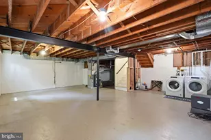 6814 Shrine Ct, Annandale, VA 22003 - Photo 27