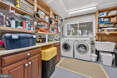 1240 Pine Hill Road, McLean, VA 22101 - Photo 19