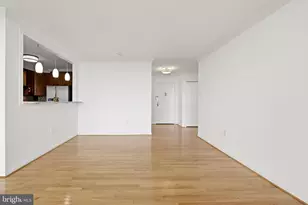 3701 S George Mason Dr, Falls Church, VA 22041 - Photo 11