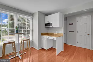 7576 Wood Mist Ln, Falls Church, VA 22043 - Photo 7