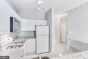 1645 International Dr, McLean, VA 22102 - Photo 13
