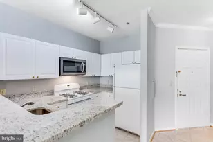 1645 International Dr, McLean, VA 22102 - Photo 11