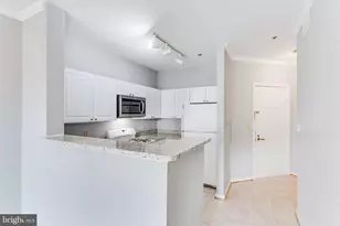 1645 International Dr, McLean, VA 22102 - Photo 15