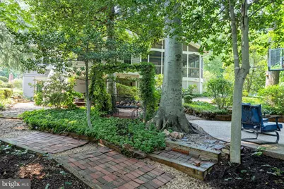 9525 Oak Stream Court, Fairfax Station, VA 22039 - Photo 7