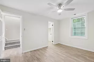 7403 Houndsbury Ct, Alexandria, VA 22315 - Photo 29