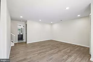 7403 Houndsbury Ct, Alexandria, VA 22315 - Photo 27