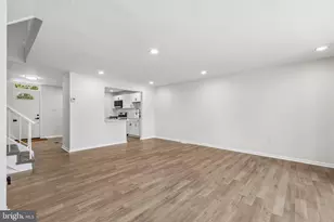 7403 Houndsbury Ct, Alexandria, VA 22315 - Photo 17