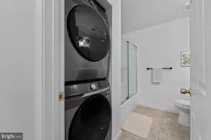 7501 Ashby Ln, Alexandria, VA 22315 - Photo 19