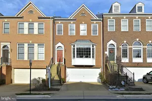 1809 Fawncrest Ct, Vienna, VA 22182 - Photo 1