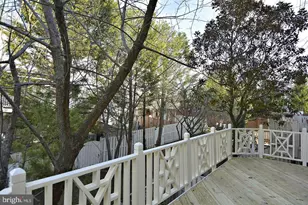 1809 Fawncrest Ct, Vienna, VA 22182 - Photo 25