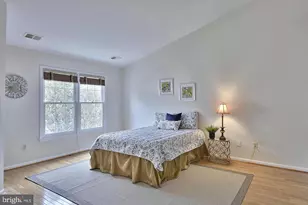 1809 Fawncrest Ct, Vienna, VA 22182 - Photo 7