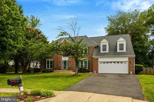 1501 Snowflake Ct, Herndon, VA 20170 - Photo 3