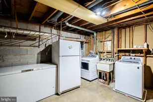 6608 Fairlawn Dr, McLean, VA 22101 - Photo 27