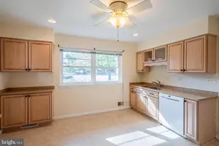6608 Fairlawn Dr, McLean, VA 22101 - Photo 7