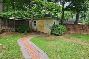 8913 Cromwell Dr, Springfield, VA 22151 - Photo 27