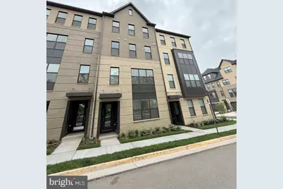 4904 Chelan Crossing #93, Chantilly, VA 20151 - Photo 1