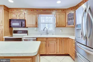 10507 Cavalcade St, Great Falls, VA 22066 - Photo 17