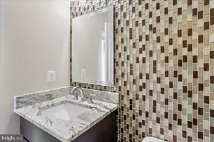 11310 Dockside Cir, Reston, VA 20191 - Photo 7