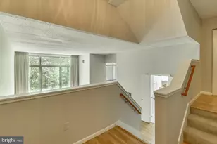 11564 Rolling Green Ct, Reston, VA 20191 - Photo 5