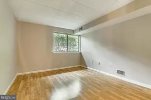 11564 Rolling Green Ct, Reston, VA 20191 - Photo 17