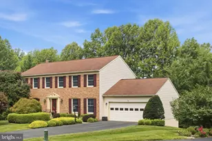 11601 Quail Ridge Ct, Reston, VA 20194 - Photo 3