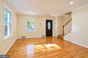 2708 Farmington Dr, Alexandria, VA 22303 - Photo 3
