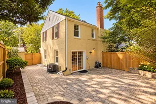 2708 Farmington Dr, Alexandria, VA 22303 - Photo 17
