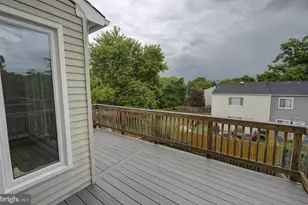13826 Wakley Ct, Centreville, VA 20121 - Photo 9