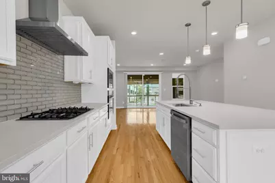 9340 Sweetbay Magnolia Court, Fairfax, VA 22031 - Photo 15