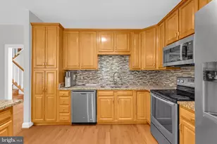 2715 Pembsly Dr, Vienna, VA 22181 - Photo 17