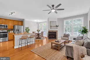 2715 Pembsly Dr, Vienna, VA 22181 - Photo 11