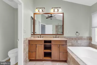 2715 Pembsly Drive, Vienna, VA 22181 - Photo 31