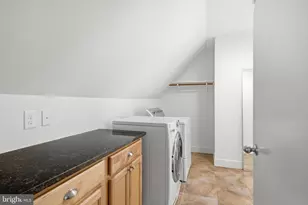 1127 Walker Rd, Great Falls, VA 22066 - Photo 59