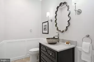 1127 Walker Rd, Great Falls, VA 22066 - Photo 21