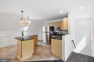 1127 Walker Rd, Great Falls, VA 22066 - Photo 53