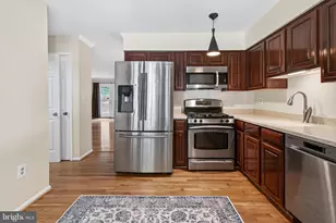 5719 Oakshore Ct, Burke, VA 22015 - Photo 17